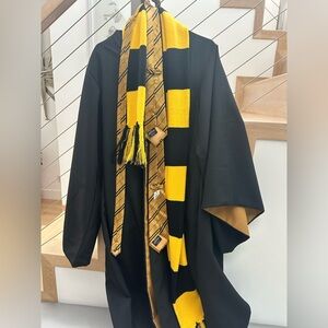 Harry Potter Hufflepuff cloak with scarf , ties. scrunchie, - universal studios